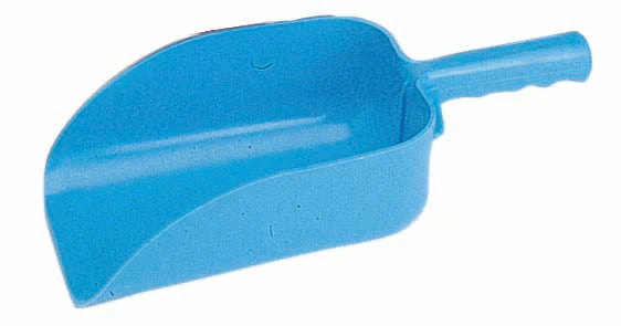 Roma Plastic Feed Scoop